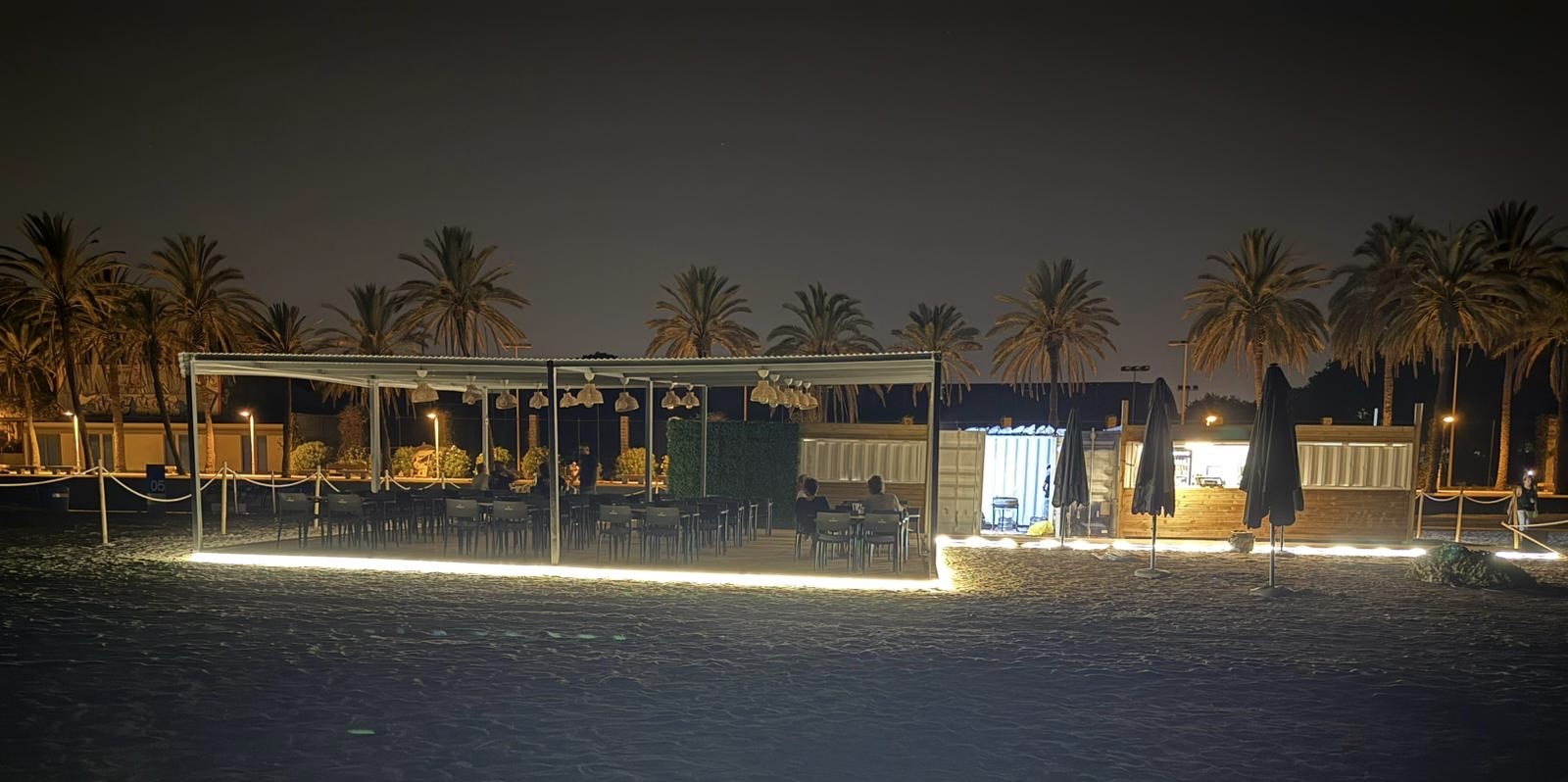 ALMAR Beach Club de noche